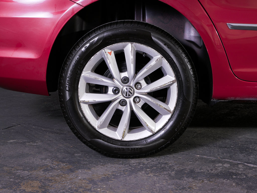 Usados Certificados Volkswagen Suran 1.6 Imotion Highline 110cv